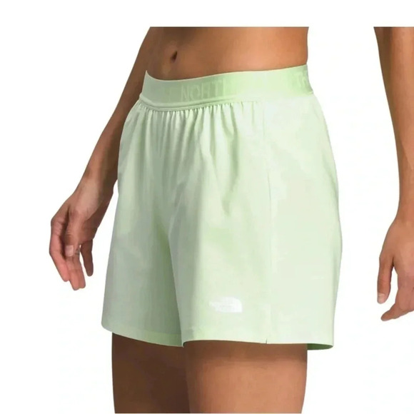 The North Face Women’s‎ Wander 3" Shorts size L  in the color lime cream NWT - Picture 3 of 7